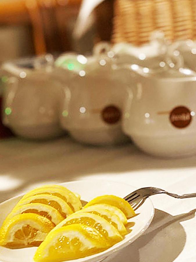 Hotel Kristin Hradek ジェチーン エクステリア 写真
